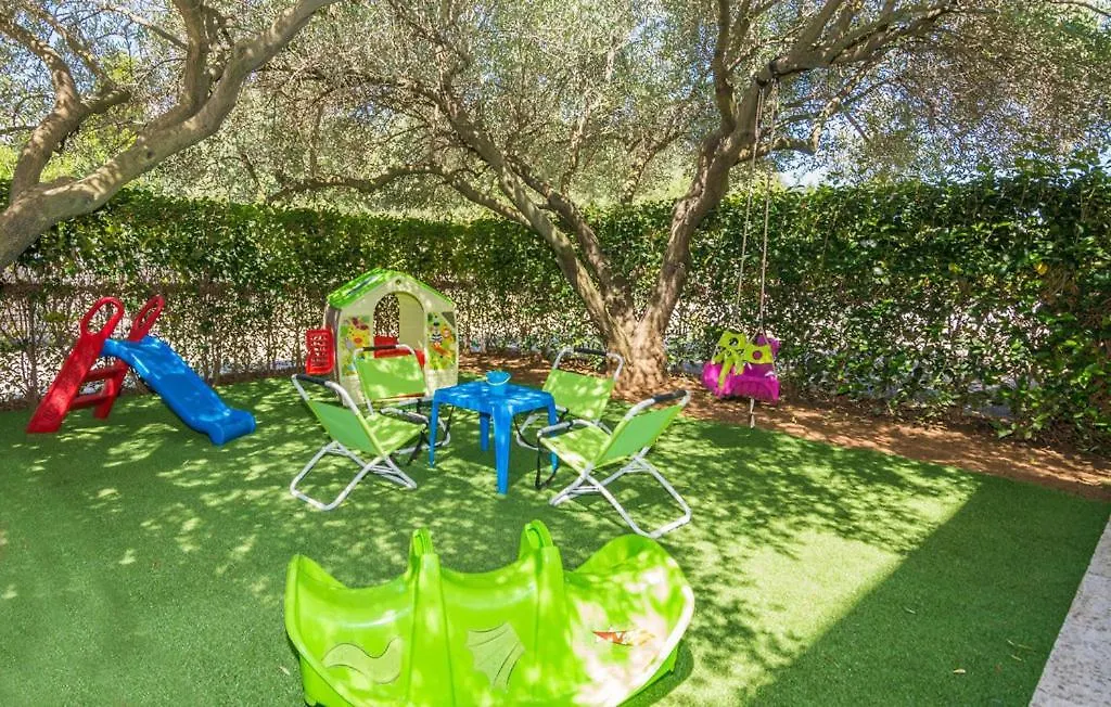 Holiday Home With Pool - Villa Marijana Kožino