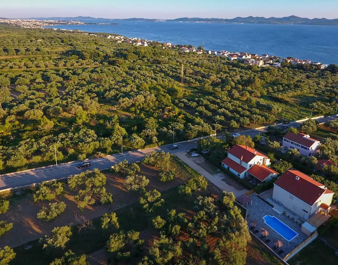 Holiday Home With Pool - Villa Marijana Kožino