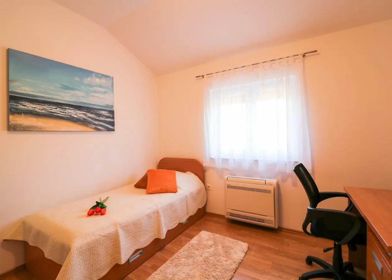 Holiday Home With Pool - Villa Marijana Kožino
