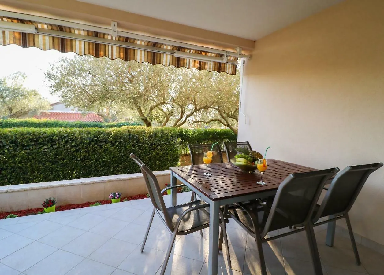 Holiday Home With Pool - Villa Marijana Kožino
