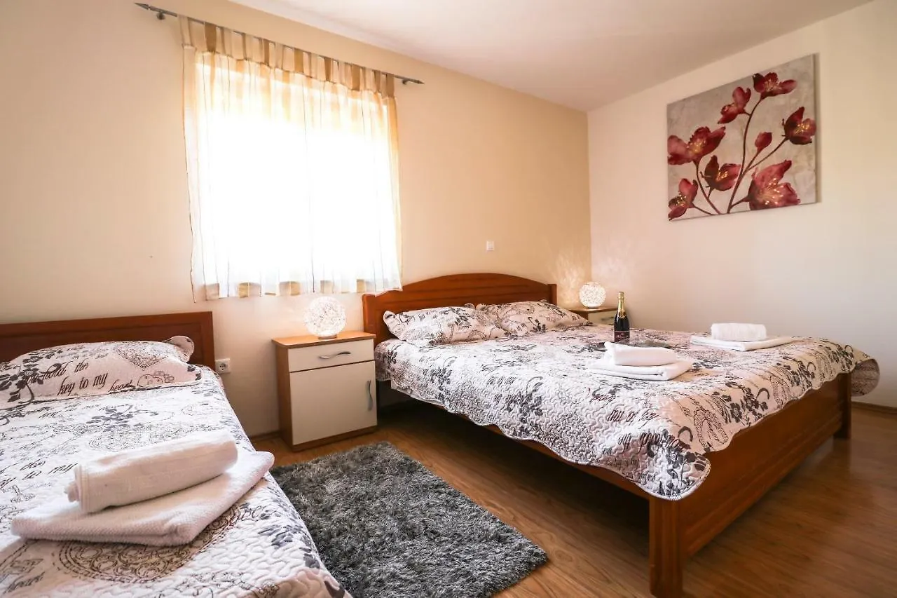 Holiday Home With Pool - Villa Marijana Kožino