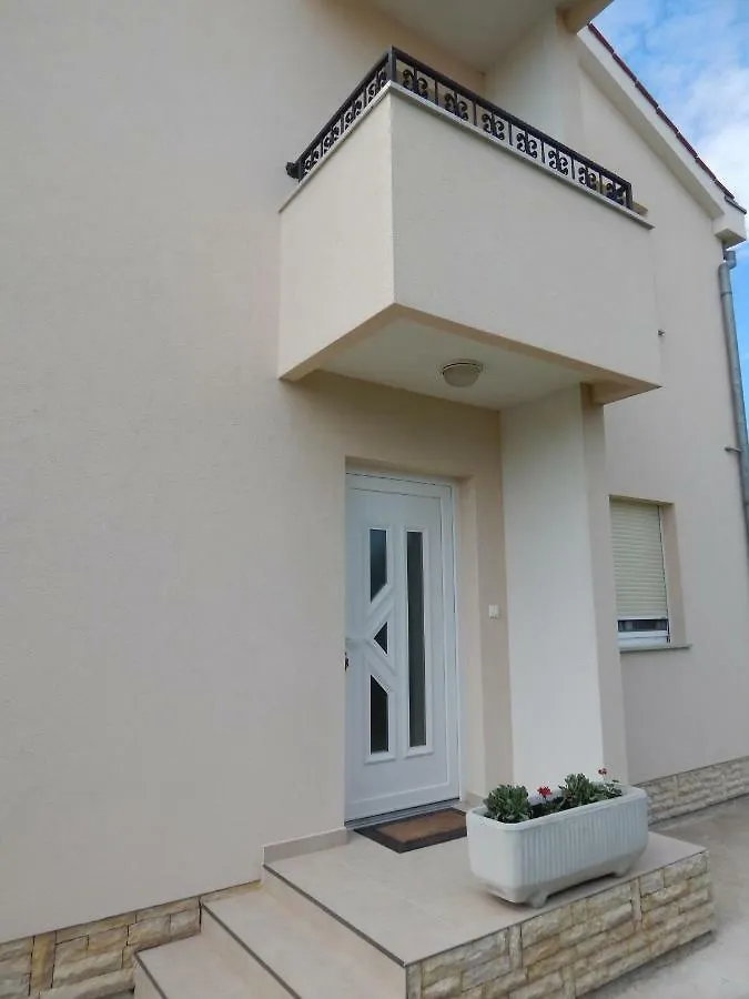 Holiday Home With Pool - Villa Marijana Kožino 0*,